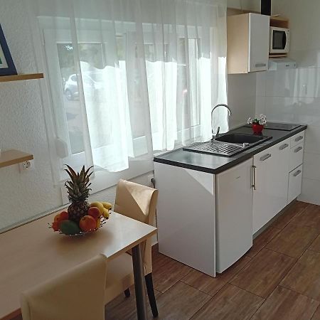 Apartment Nikol 普拉 外观 照片