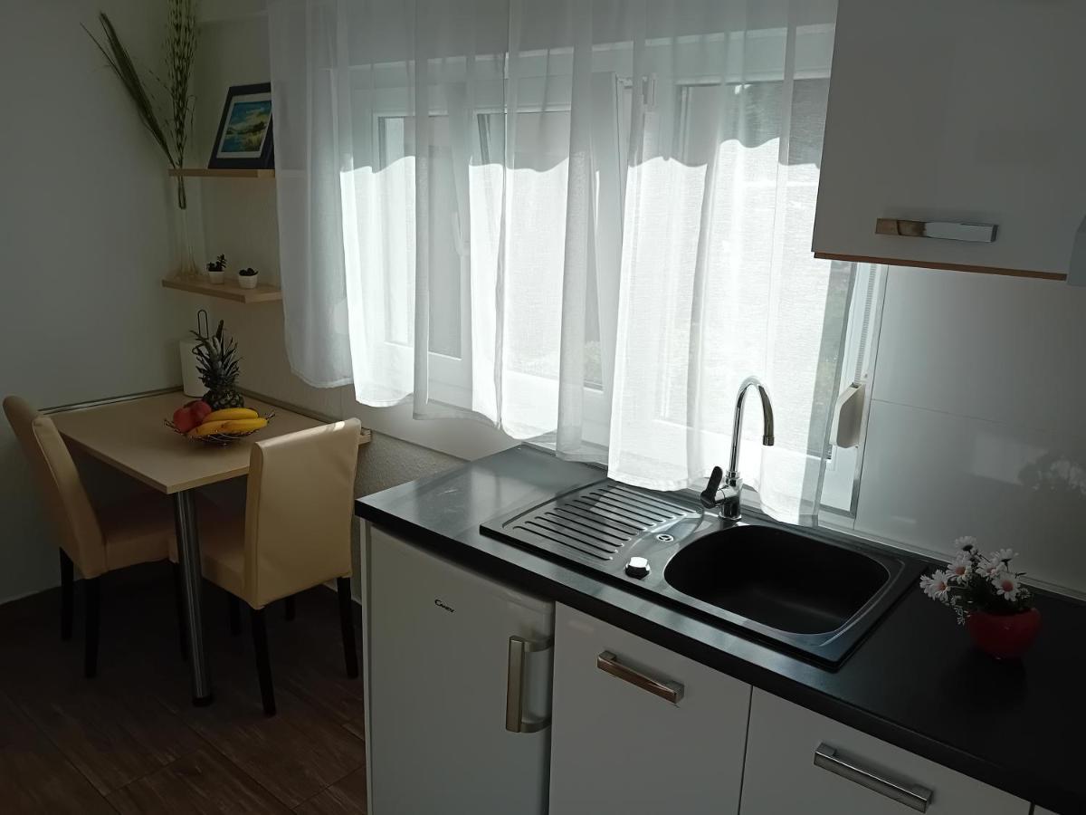 Apartment Nikol 普拉 外观 照片