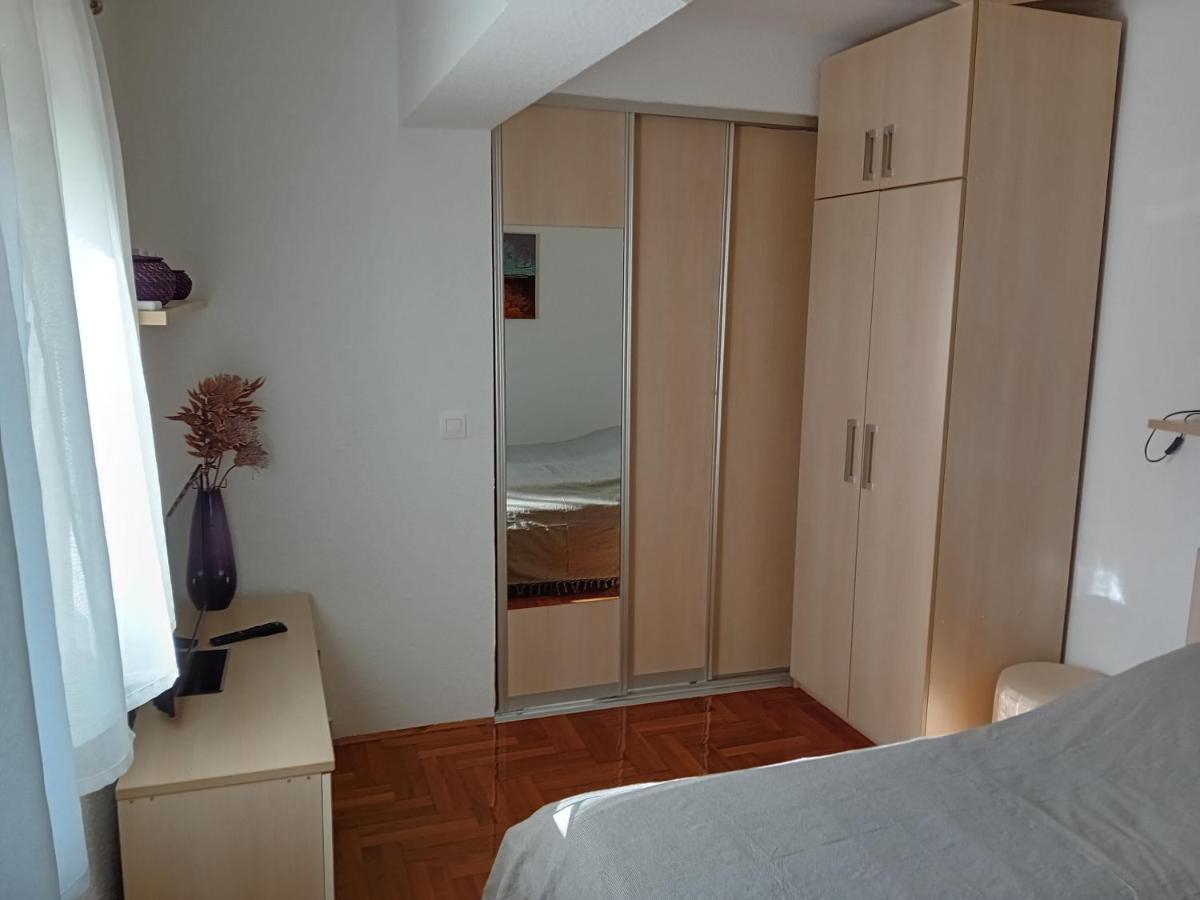 Apartment Nikol 普拉 外观 照片